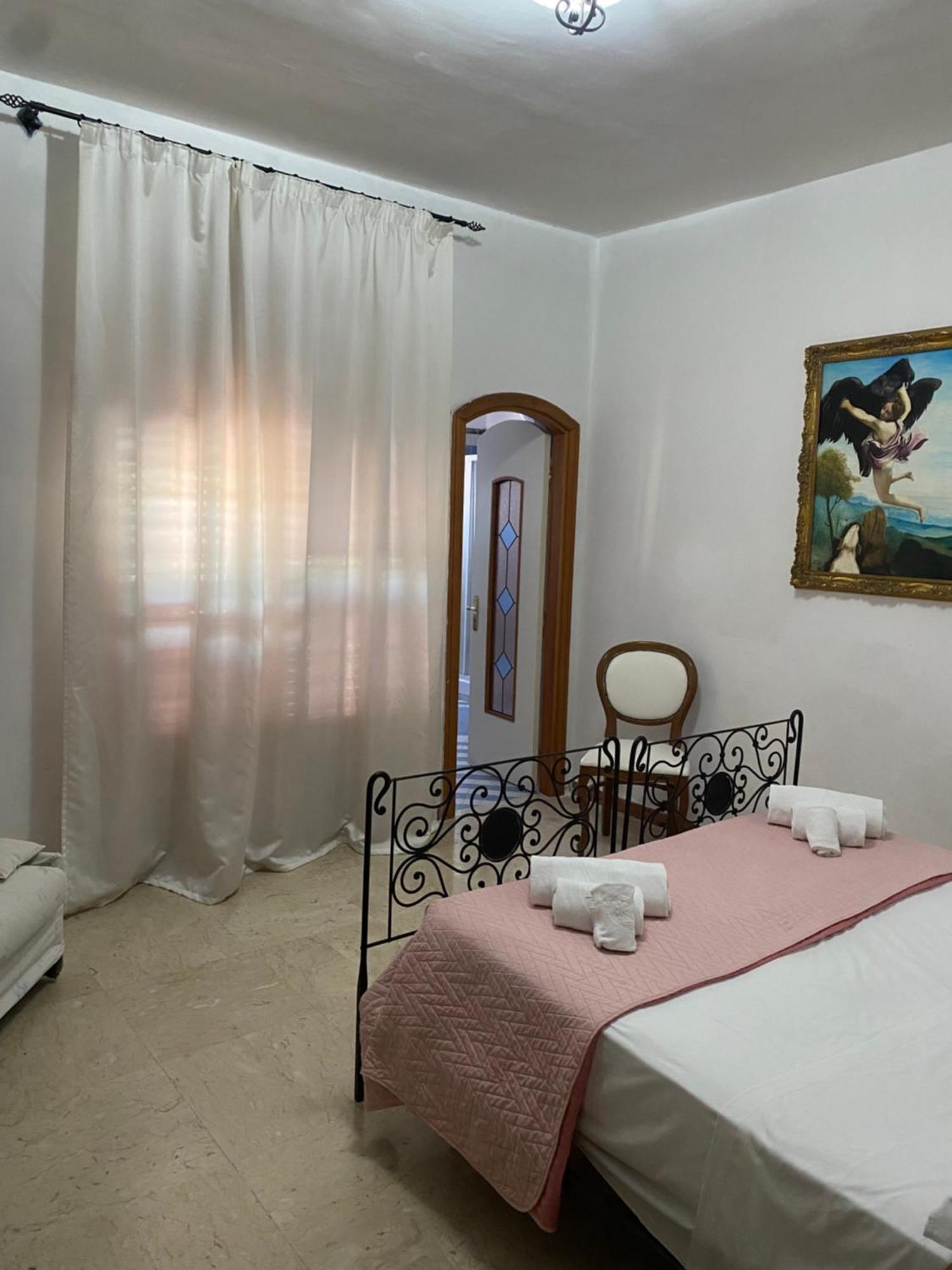 B&B H Pompeii Ruins Eksteriør bilde